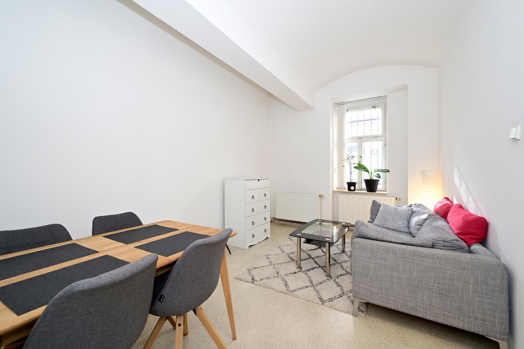 K PRONÁJMU – Byt 2+kk, 50 m², kompletně vybavený, ul. Milíčova, Praha 3 – Žižkov