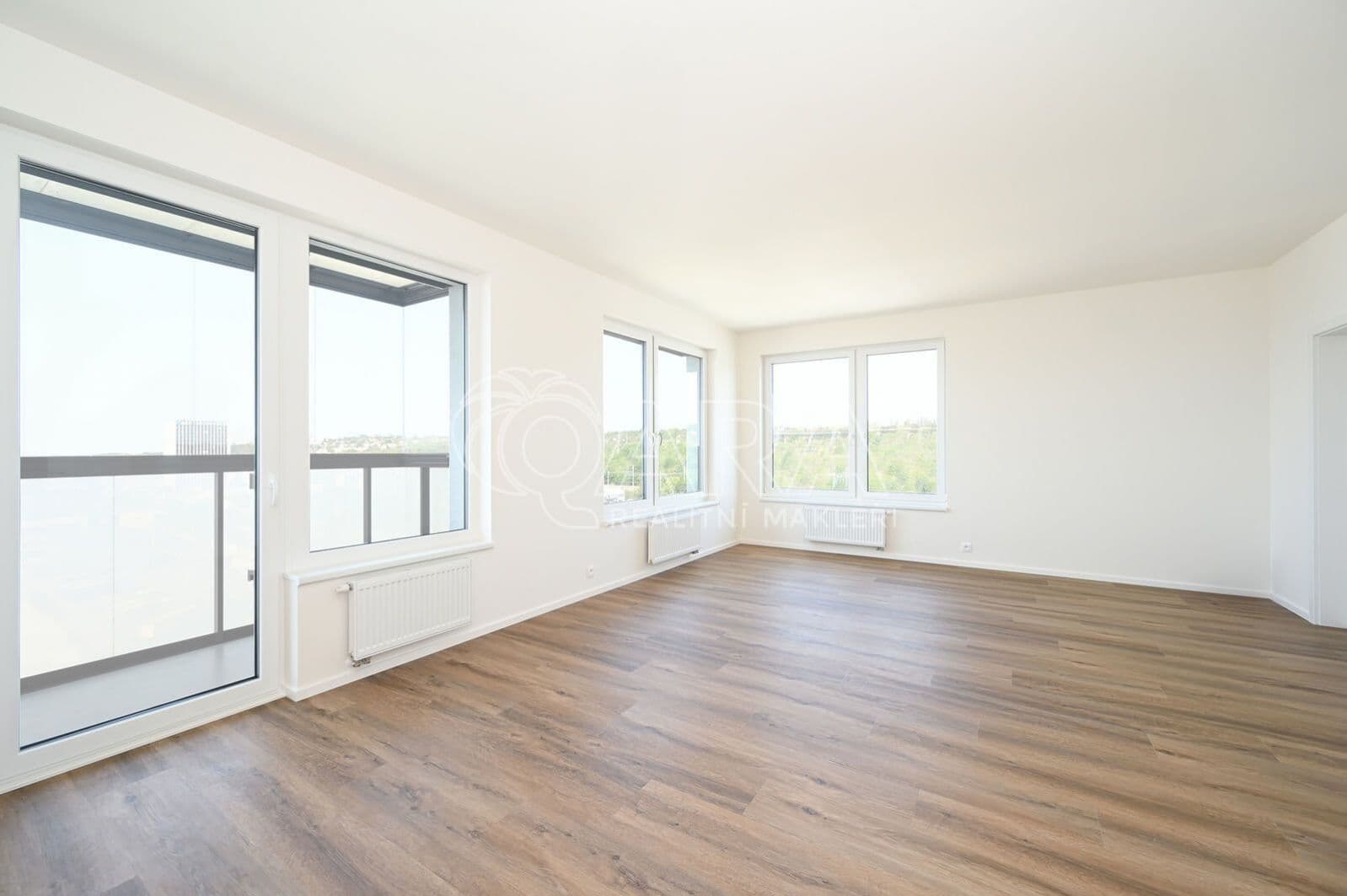 PRONAJATO – TORNIO Hloubětín, nový byt 4+kk, 81 m², balkon, gar. stání, sklep, Praha 9 – Hloubětín